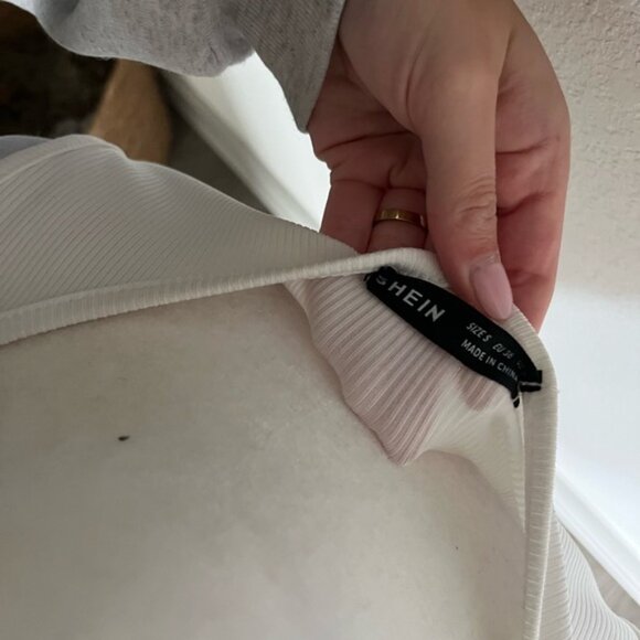 Shein Croptop - Picture 2 of 2